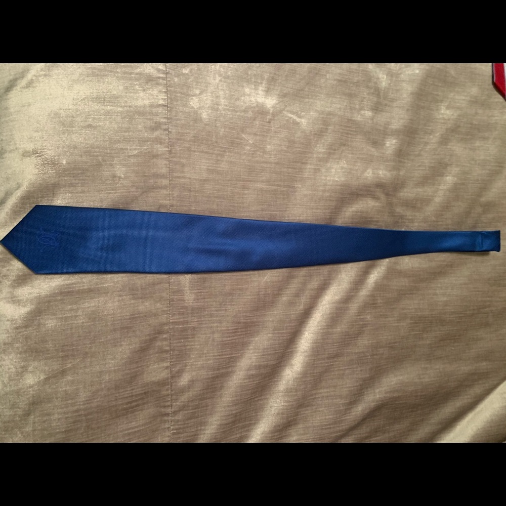 Cucita a Mano Blue Tie